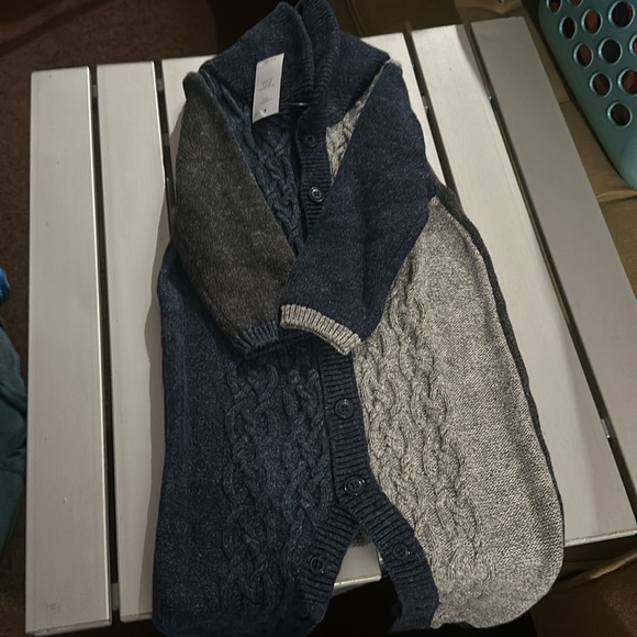 Baby GAP Knit Jumpsuit - Picture 2 of 4